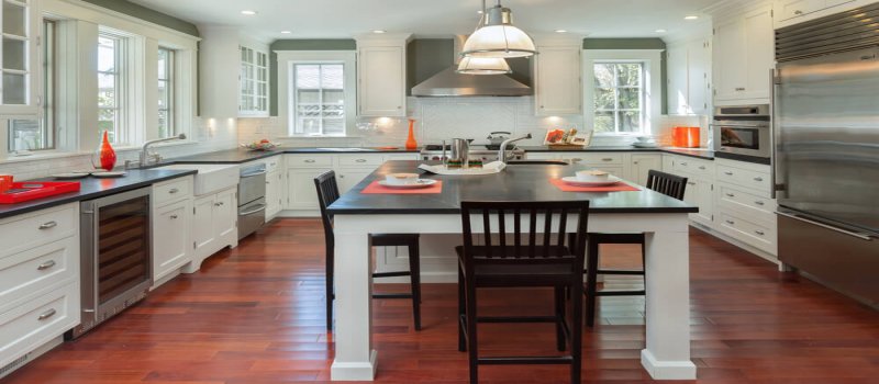 Kitchen Makeover: Latest Kitchen Cabinet,Floor & Countertop Design Tips